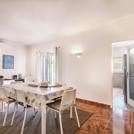 Mar Villa